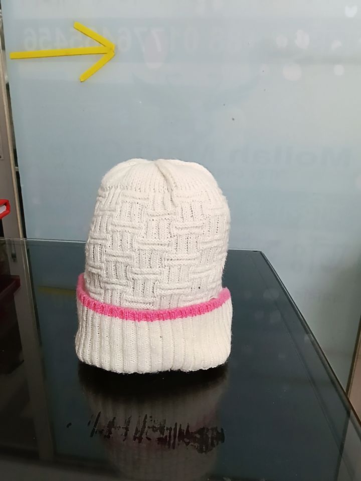 winter cap white Red